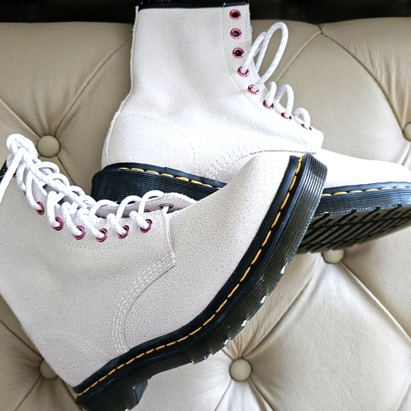 Dr. Martens 1460 Bejeweled Boots White Glitter Pink Laces Size US 8 27655 - Picture 2 of 9